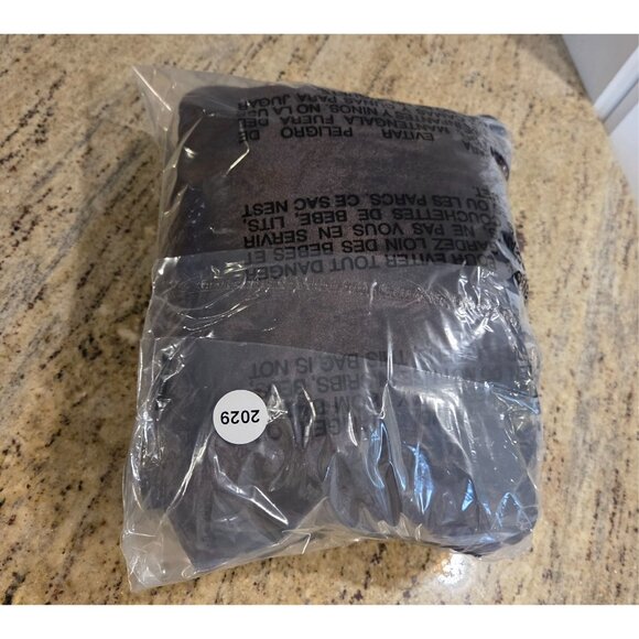 New! Lot of 2 Anthony Richards Sz 3X Velvet House Coat Robe Embroidered 1/2 Zip - Picture 12 of 12